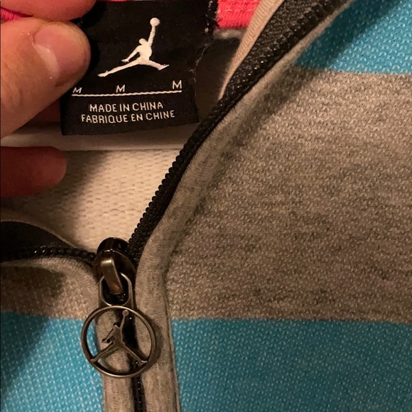 Jordan retro zip up, like new, perfect condition - Picture 3 of 3